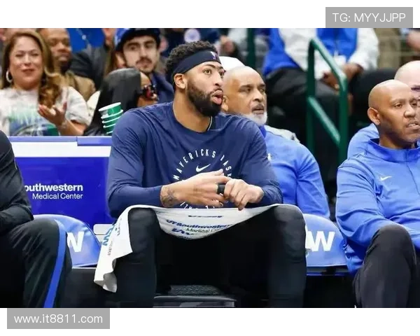 奇才盼浓眉赛季复出拼表现高薪 奇才盼浓眉赛季复出拼表现高薪